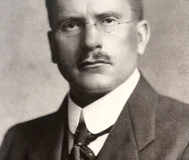 CARL JUNG & SYNCHRONICITY